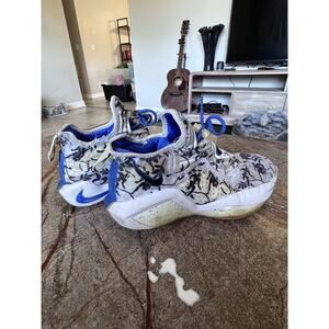 Nike LeBron Witness 5 Men's 9.5 Floral Camo Royal Blue Basketball Shoes